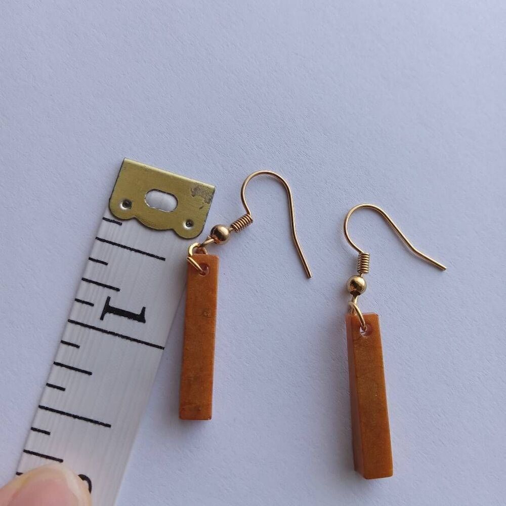 💕5/25 Carmel bar earrings - Picture 4 of 4